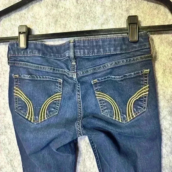 Hollister Women’s Skinny Jeans - Size 1 Short - Picture 3 of 4